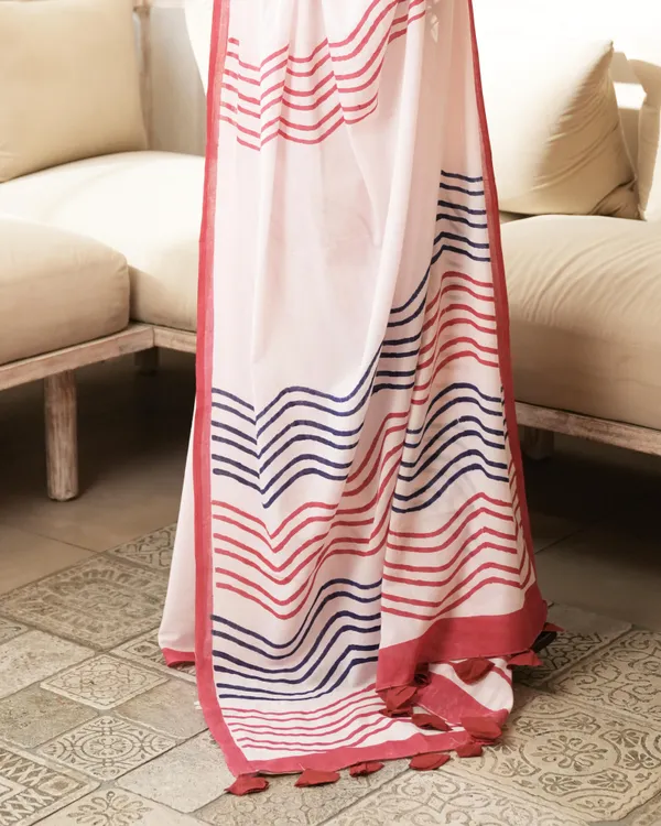Baby_Pink_Cotton_Waves_H_Block_Printed_Mul_Saree_With_Tassels_For_Women
